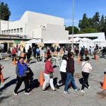 米コロナ禍、３３秒に１人が死亡　ワクチン配布も進まず