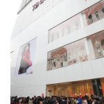 ユニクロの親会社、営業利益２３％増加…「韓国店舗の閉店で黒字」