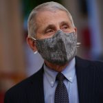 ファウチ所長、マスク２重着用の有効性に言及　ＣＤＣが実験
