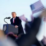 トランプ大統領が最後の演説、「あなた方のために常に闘う」　バイデン氏にメモ残す