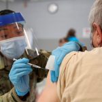 米国の最大の感染源は２０～４９歳層、多数の海兵隊新兵も