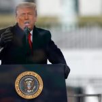 トランプ氏弾劾裁判、５６％が有罪を支持　米世論調査