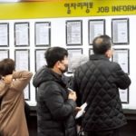 韓経：文在寅政権３年、フルタイム雇用１９５万件蒸発