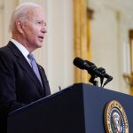 ホワイトハウス、正副大統領夫妻の納税申告を公表