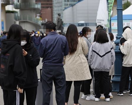 【隠蔽大国】韓国のコロナ検査結果待ち数が130万人突破ｗ