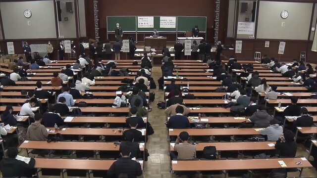 東大生に解答依頼「女子高生 天音」は“女子大生”か…大学共通テスト問題流出で19歳女性「母親と相談し出頭」