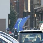 ベッドに母遺体、身潜める男　閃光弾で突入、医師も同じ部屋に　人質立てこもり