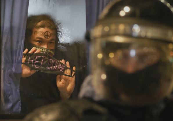 【速報】ロシアでウクライナ侵攻反対の大規模デモ　1,600人逮捕￼