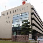 元警官、当時同僚だった女性宅にベランダから侵入…女性が通報