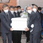 石原慎太郎さん「墓石に『青嵐報国』と入れてほしい」思い伝えていた…家族葬で息子４人に送られ旅立つ