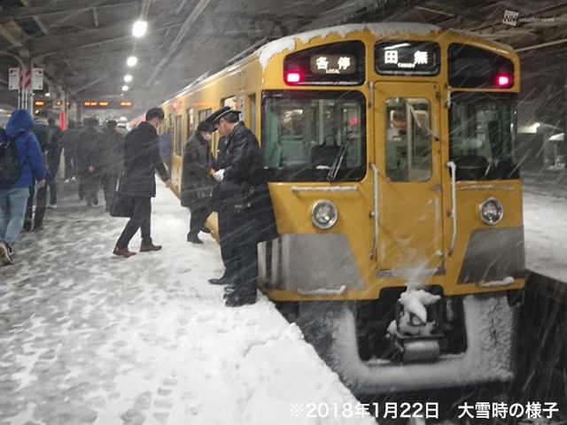 明日は東京で大雪　計画運休や通行止めの可能性　交通機関への影響予測