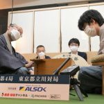 渡辺明王将「手が広くなったところで間違えてしまった」２日制７番勝負で初４連敗で２冠に後退