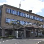 菓子店の新築工事現場で4mの高さから転落…重体となっていた作業員の55歳男性が死亡 バランス崩したか