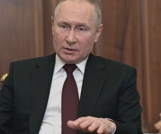 【緊急速報】プーチン「ウクライナ侵攻を開始せよ」￼