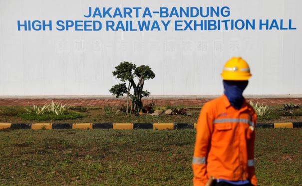 中国受注のインドネシア高速鉄道、首都移転で無用の長物にｗ￼