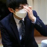 斎藤八段敗れ、全勝挑戦ならず　名人戦A級順位戦の最終対局