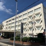 『無免許だったから逃げた』中学生を車ではねてケガさせ逃走か 一度も免許を取ったことがない50歳女逮捕
