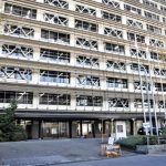 線路脇に立っていた１１歳男児、急行電車にはねられ死亡