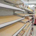地震後のコンビニ、弁当やパン買えない！　空っぽになった棚、なぜ？