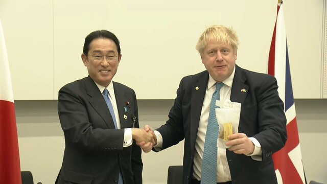 G7関連　日英首脳会談 ジョンソン首相が「福島産かりんとう」持参のワケ