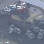 【速報】横浜・大黒ふ頭　走行中のトラックからコンテナ落下　ケガ人なし