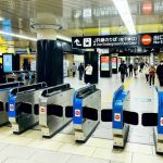 福利厚生か？それとも既得権益か？ 鉄道マンだけが持つ「職務乗車証」という特別乗車券の闇