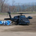 救助の３人をヘリで搬送、医療機関へ　知床観光船事故