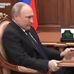 【速報】プーチンの病状悪化　テーブルを強く掴む （動画あり）￼