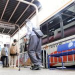 敬老パスの廃止・見直し、政令市の６割で…高齢者増で財政負担重く