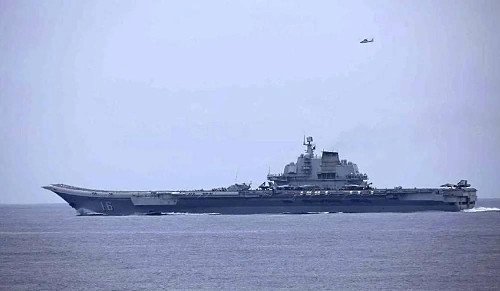 中国空母「遼寧」での発着艦、沖縄近海で３日から連日確認…空自がスクランブル