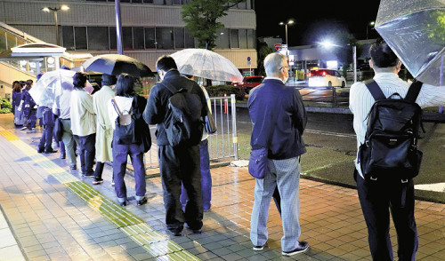 帰路を直撃、１３日の停電は地下送電線に異常か…会社員「今後ないようにして」