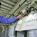 ヘリウム品薄、水道水検査に影…契約業者が納入できなくなった自治体「こんなこと初めて」