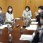 「もうこれ以上は体が持ちません」官僚が次々に辞めていく…ブラック霞が関は変われるか　人事院トップによる異色のチーム「人人若手」が抜本改革プランをまとめるまで