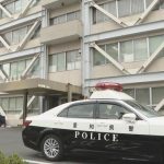 スニーカーに小型カメラを取り付け女子高校生のスカートの下に　名古屋の32歳男を逮捕　盗撮の余罪追及へ