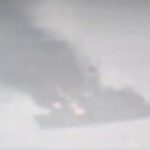 【拡散】ロシア軍フリゲート艦が爆発炎上する動画広まる　既に沈没との情報も￼