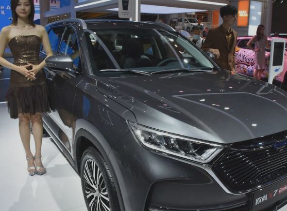 中国「助けて！5月の自動車販売がロックダウンで12.6%減！」　終わったなｗ￼