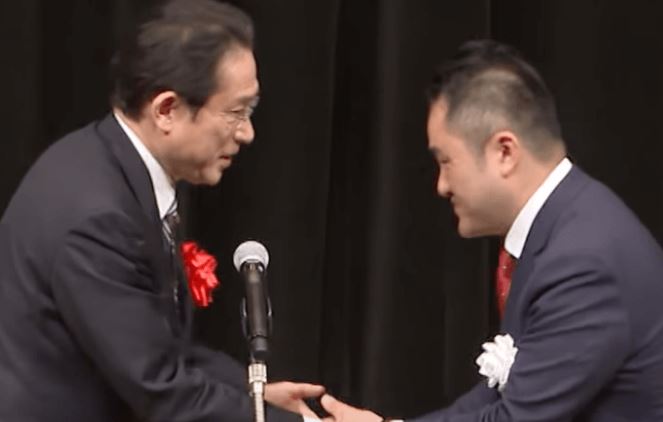 NEW!岸田派ホープ、吉川赳議員が離党「党に迷惑かけた」岸田氏「議員辞職すべきか注視する」/ネット「注視する=何もしない」 NEW!岸田派ホープ、吉川赳議員が離党「党に迷惑かけた」岸田氏「議員辞職すべきか注視する」/ネット「注視する=何もしない」