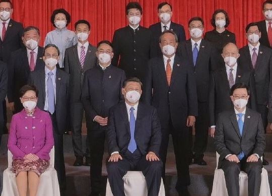 【速報】中国習近平と会った香港議員がコロナ感染 濃厚接触者にw 【速報】中国習近平と会った香港議員がコロナ感染 濃厚接触者にw