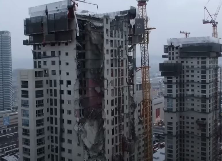 【速報】韓国ソウルの20階建てビル突然振動　倒壊の恐れ￼