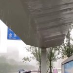 【悲報】中国の屋根、内側に雨が流れ込む欠陥設計だったｗ （動画あり）￼