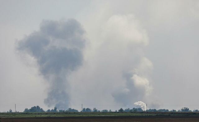 クリミア半島で弾薬庫爆発　ロシア軍施設、基地に続き