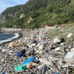 漂着ペットボトルから垣間見える北朝鮮の暮らしぶり