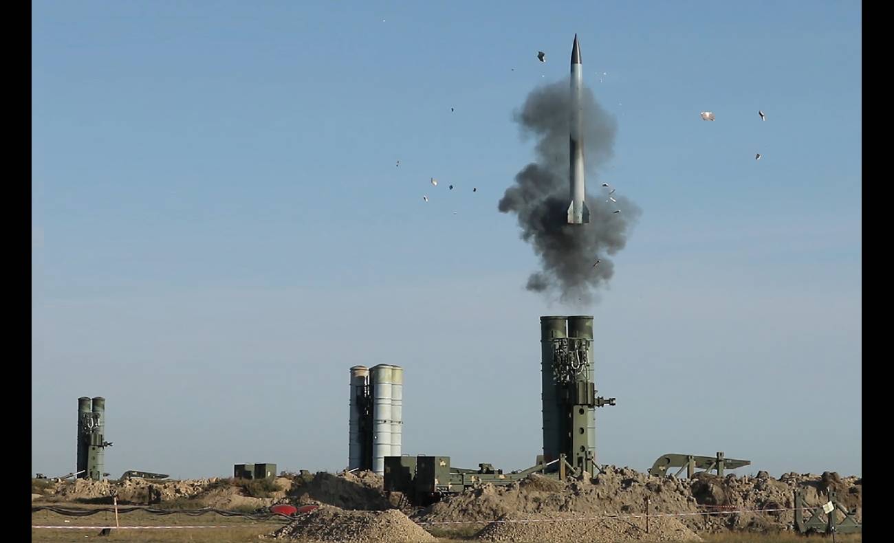 ウクライナ国防相、対地攻撃モードのS-300は最大220km先の目標に到達する