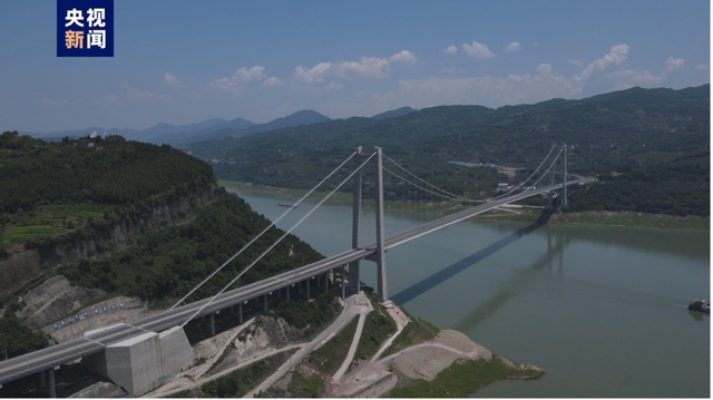 中国の三峡ダム地区で恩広高速道路の万州環状線区間が開通
