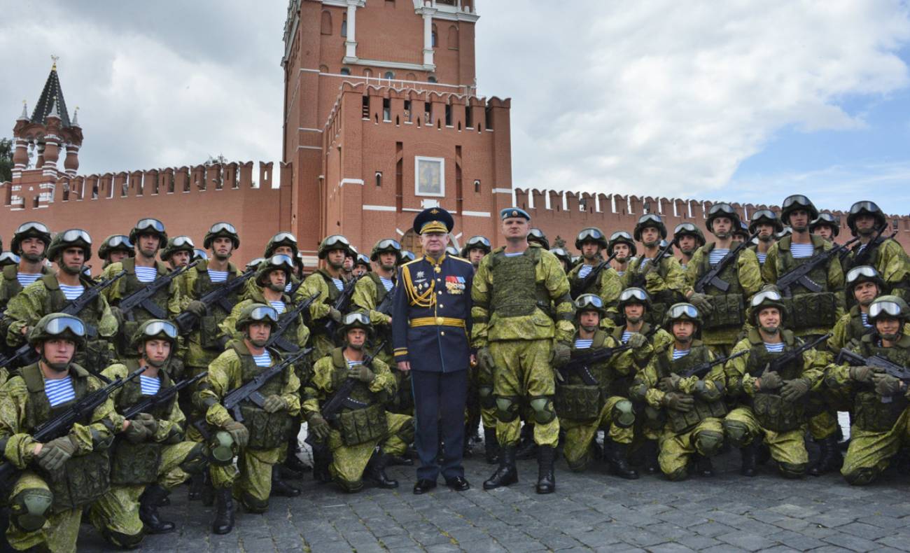 ショイグ国防相がロシア軍の大増強を発表、49万人増の150万人体制