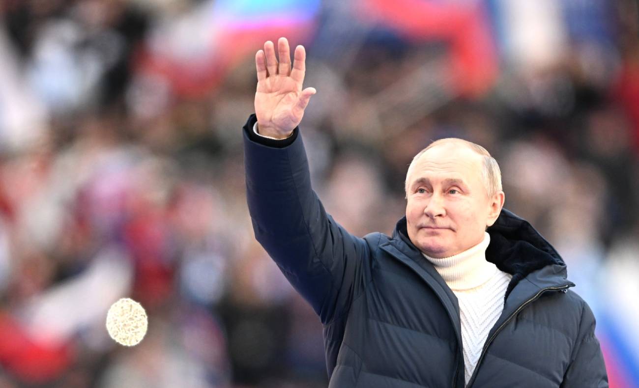 モスクワとサンクトペテルブルクの議員19人がプーチンの辞任を要求