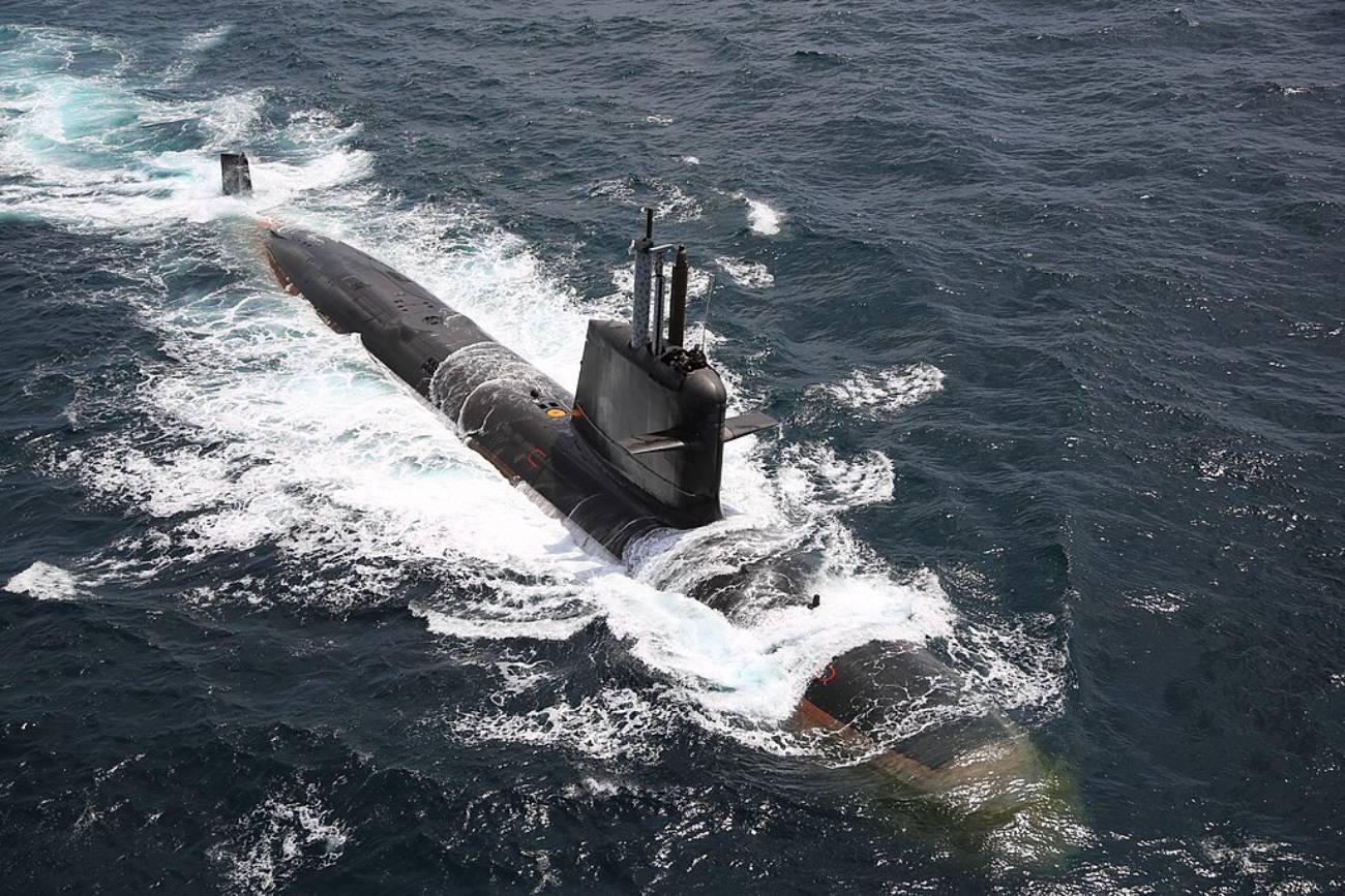 フィリピン海軍の潜水艦調達を巡る戦い、日本、韓国、フランスが競合