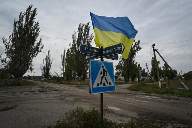 ウクライナ軍、南部ヘルソン州で激しい攻勢 親ロ派首長