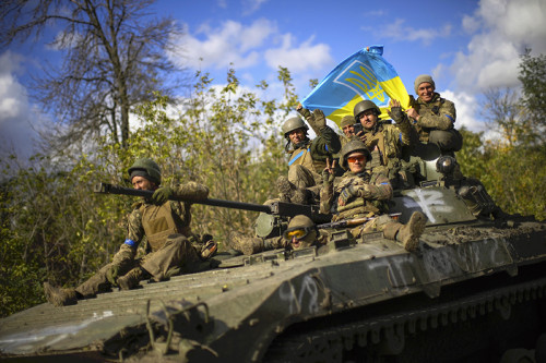 ウクライナ軍、南部で前進「かなり速く強力」…ロシア軍はハルキウ州から「ほぼ完全撤退」