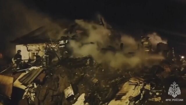 ロシアでまた戦闘機が住宅に墜落 2人死亡　東部イルクーツク